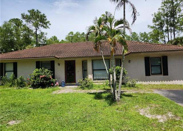 Property at 4661 5th Ave SW, Naples, FL 34119, 3 beds, 2 baths
