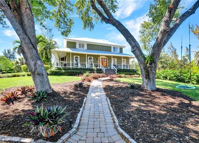 Property at 15470 Chloe Cir, Fort Myers, FL 33908, 3 beds, 3.5 baths