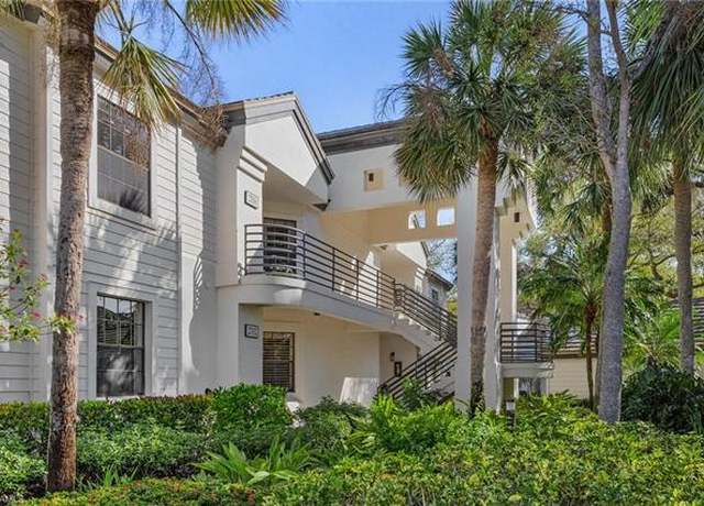 Property at 27036 Oakwood Lake Dr, Bonita Springs, FL 34134, 3 beds, 3 baths