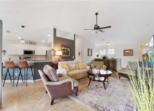 Property at 359 Dover Pl Unit E204, Naples, FL 34104, 2 beds, 2 baths