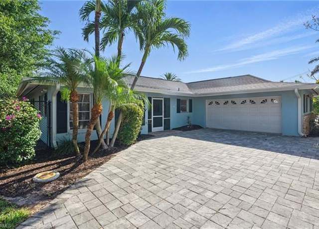 Property at 261 Viking Way, Naples, FL 34110, 3 beds, 2 baths