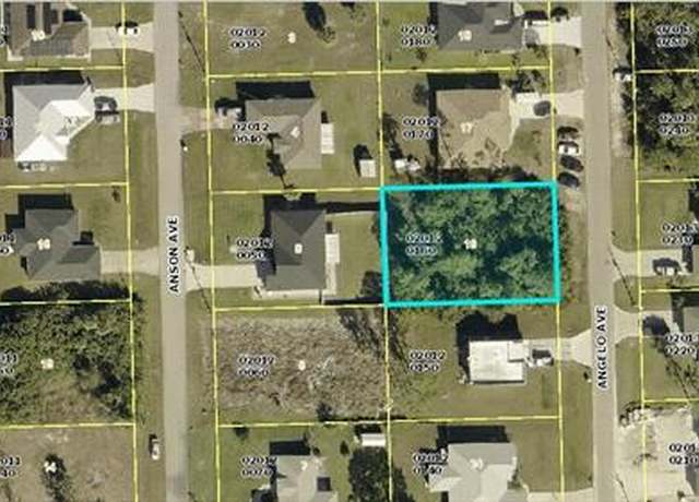 Property at 1015 Angelo Ave, Lehigh Acres, FL 33971