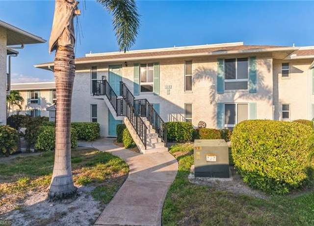 Property at 251 Palm Dr Unit 251-2, Naples, FL 34112, 2 beds, 2 baths