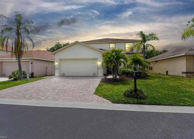 Property at 8883 Falcon Pointe Loop, Fort Myers, FL 33912, 5 beds, 3.5 baths