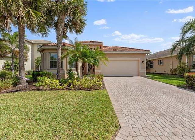 Property at 11221 Sparkleberry Dr, Fort Myers, FL 33913, 2 beds, 2.5 baths