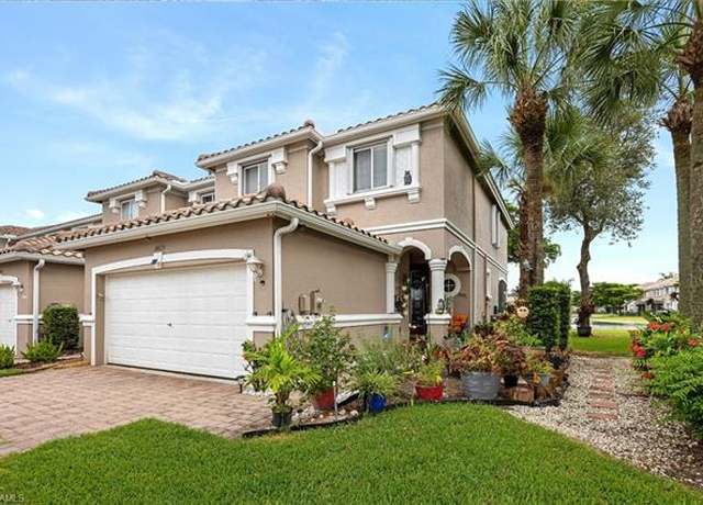 Property at 10035 Chiana Cir, Fort Myers, FL 33905, 3 beds, 2.5 baths