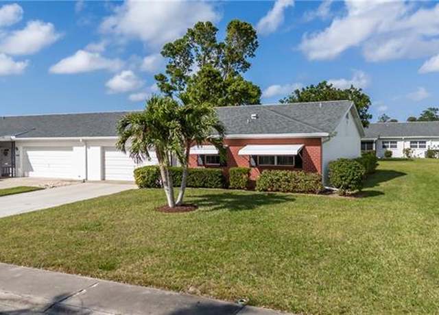 Property at 7032 Cedarhurst Dr, Fort Myers, FL 33919, 2 beds, 2.5 baths