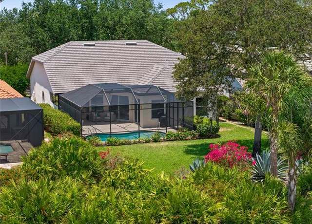Property at 24921 Bay Cedar Dr, Bonita Springs, FL 34134, 3 beds, 3 baths