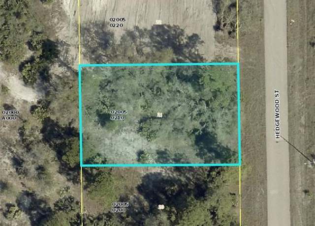 Property at 464 Hedgewood St, Lehigh Acres, FL 33974