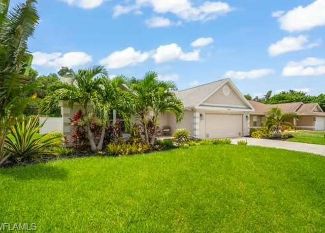 Property at 22596 Fountain Lakes Blvd, Estero, FL 33928, 3 beds, 2 baths