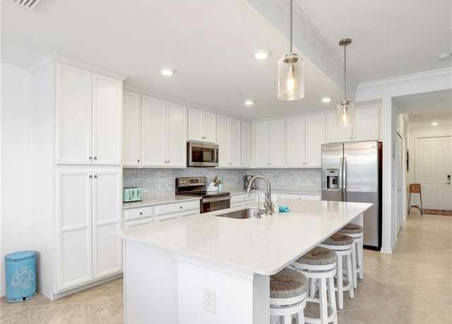 Property at 9584 Trevi Ct #5213, Naples, FL 34113, 2 beds, 2 baths