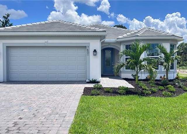 Property at 7601 Paradise Tree Dr, North Fort Myers, FL 33917, 3 beds, 2 baths