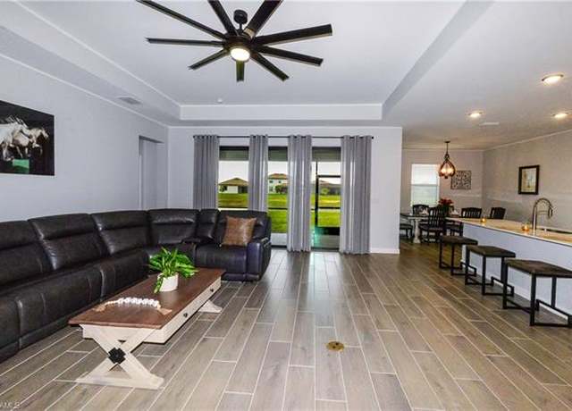 Property at 11251 Canopy Loop, Fort Myers, FL 33913, 4 beds, 3 baths