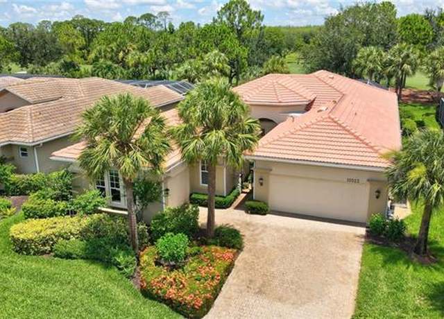 Property at 10523 Bellagio Dr, Fort Myers, FL 33913, 3 beds, 2.5 baths
