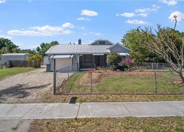 Property at 290 Granada Blvd, Fort Myers, FL 33905, 3 beds, 3.5 baths