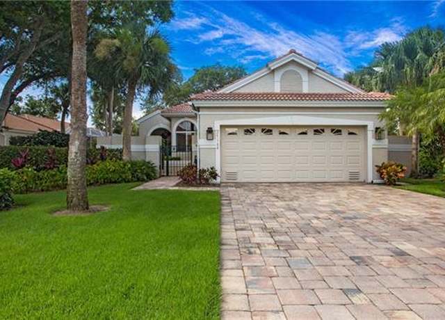 Property at 27168 Lost Lake Ln, Bonita Springs, FL 34134, 3 beds, 3 baths