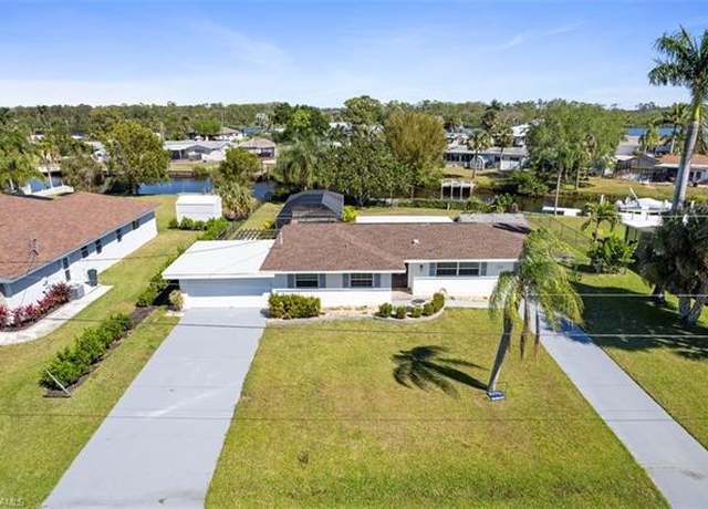 Property at 13880 Lazy Ln, Fort Myers, FL 33905, 3 beds, 2 baths