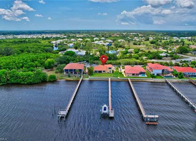 Property at 6140 River Shore Ct, North Fort Myers, FL 33917, 4 beds, 3 baths