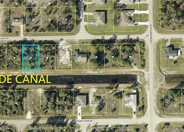 Property at 960 Candlelight Dr, Lehigh Acres, FL 33974