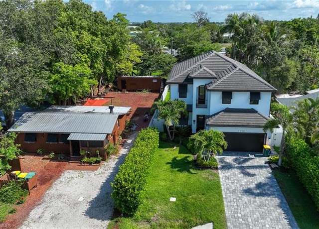 Property at 3333 Hibiscus Ave, Naples, FL 34104, 2 beds, 1 bath