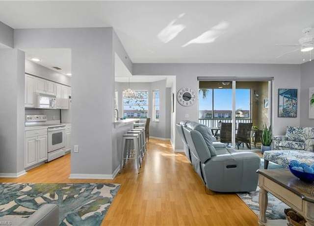 Property at 2730 Cypress Trace Cir #2827, Naples, FL 34119, 2 beds, 2 baths