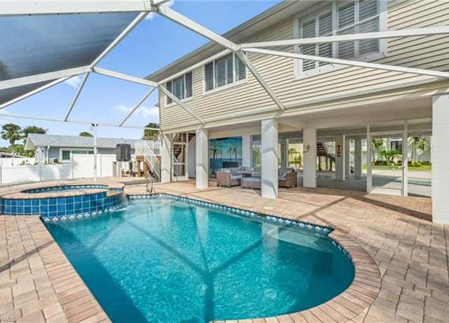 Property at 320 Madison Ct, Fort Myers Beach, FL 33931, 3 beds, 2 baths
