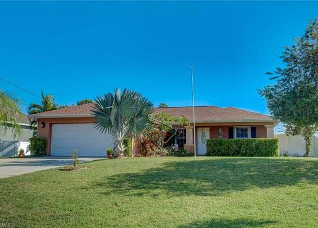Property at 3417 W Gator Cir, Cape Coral, FL 33909, 3 beds, 2 baths
