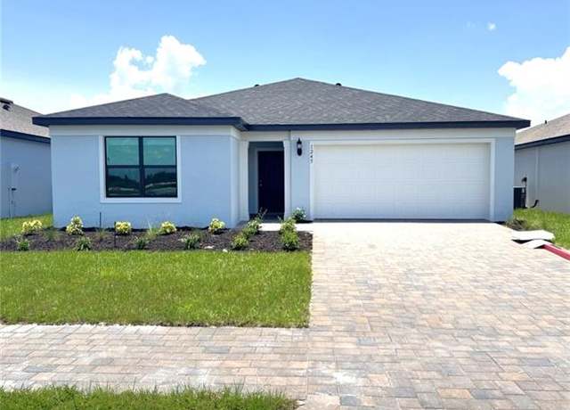 Property at 1245 Caloosa Cove Dr, Labelle, FL 33935, 3 beds, 2 baths