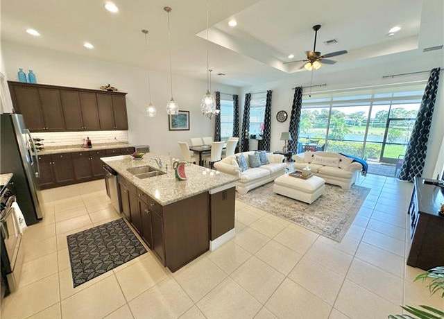 Property at 2956 Willow Ridge Ct, Fort Myers, FL 33905, 2 beds, 2 baths