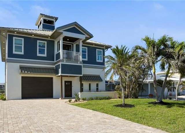 Property at 189 Curlew St, Fort Myers Beach, FL 33931, 3 beds, 3 baths