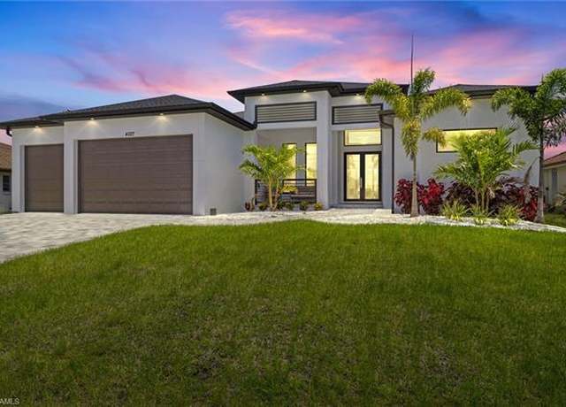 Property at 4027 SW 2nd Ave, Cape Coral, FL 33914, 3 beds, 3 baths