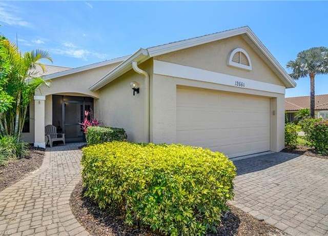 Property at 12660 Hunters Ridge Dr, Bonita Springs, FL 34135, 2 beds, 2 baths