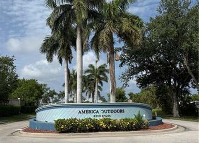 Property at 5769 Pink Panther Dr, Fort Myers, FL 33908