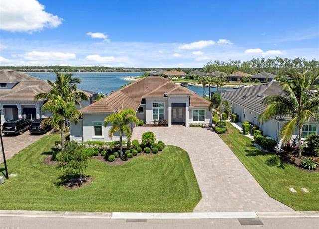 Property at 14930 Blue Bay Cir, Fort Myers, FL 33913, 4 beds, 3 baths