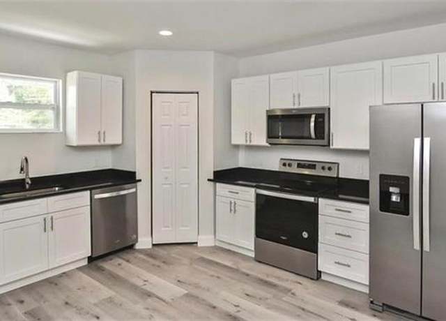 Property at 4637 Elvas Ave S, Fort Myers, FL 33905, 4 beds, 2 baths