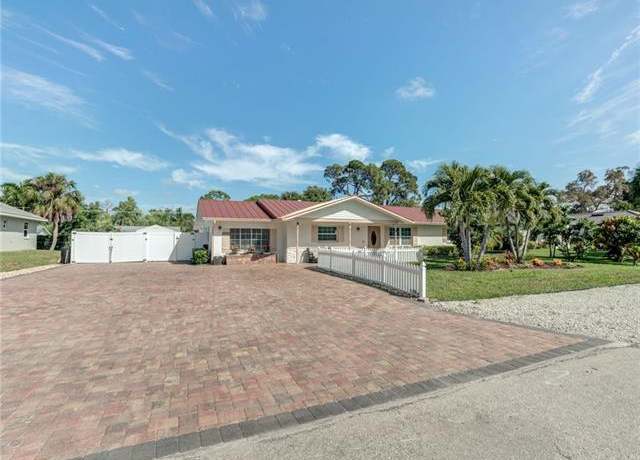 Property at 4348 Mariner Rd, Bonita Springs, FL 34134, 4 beds, 3 baths
