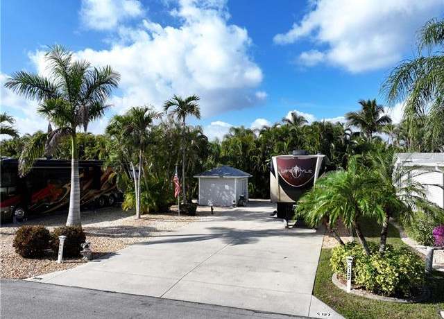 Property at 10376 Nightwood Dr, Fort Myers, FL 33905