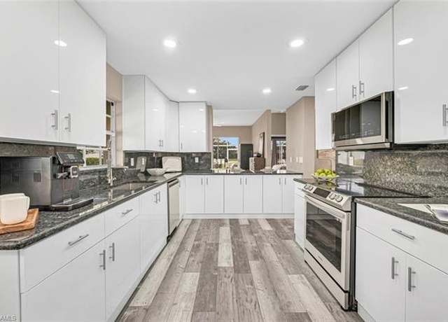 Property at 13471 Bridgeford Ave, Bonita Springs, FL 34135, 3 beds, 2 baths