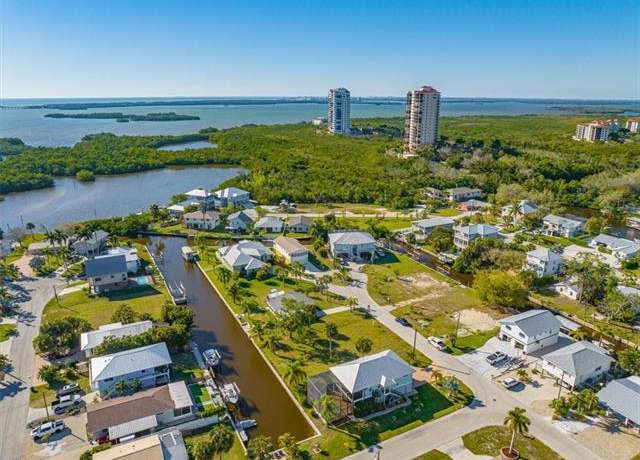 Property at 4727 Swordfish St, Bonita Springs, FL 34134, 3 beds, 2 baths