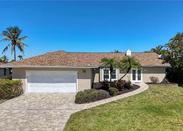 Property at 6338 Cocos Dr, Fort Myers, FL 33908, 3 beds, 2 baths