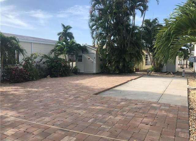 Property at 5628 Red Bird Ln, Fort Myers, FL 33908