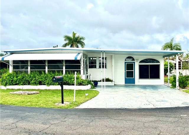 Property at 274 Yorkshire Ave, Fort Myers, FL 33908, 2 beds, 2 baths