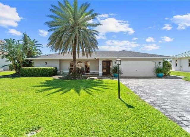 Property at 858 Hatchee Vista Ln, Fort Myers, FL 33919, 3 beds, 2 baths