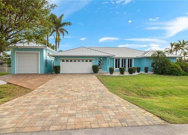 Property at 4935 SW 3rd Ave, Cape Coral, FL 33914, 3 beds, 4.5 baths