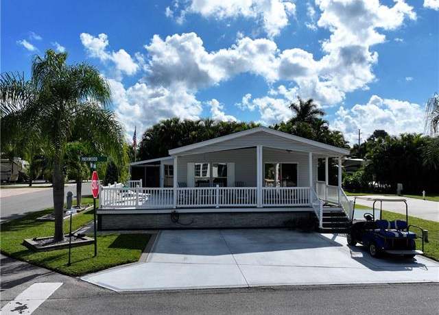 Property at 5751 Pathwood Ct, Fort Myers, FL 33905, 2 beds, 2 baths