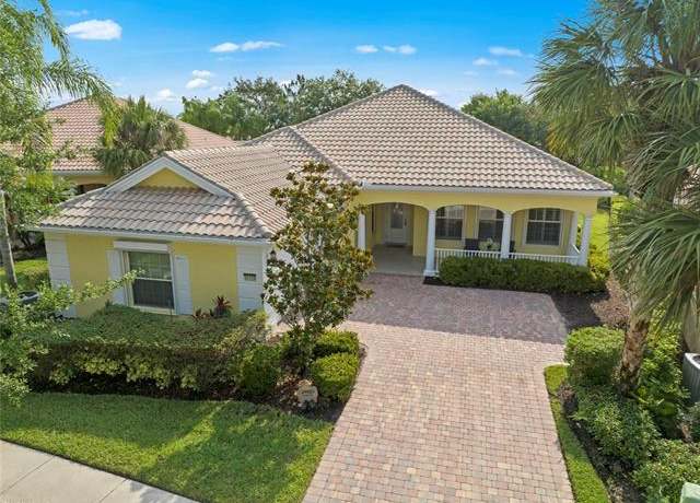 Property at 28925 Zamora Ct, Bonita Springs, FL 34135, 4 beds, 3 baths