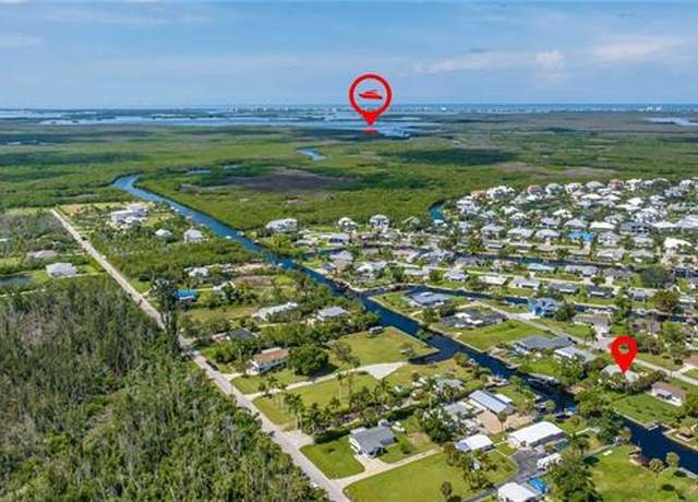 Property at 6107 Island Park Ct, Fort Myers, FL 33908