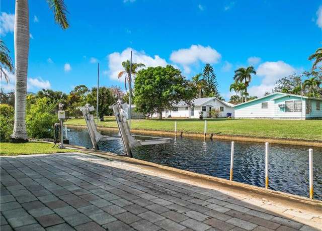 Property at 27571 Tarpon Way, Bonita Springs, FL 34134, 2 beds, 1 bath