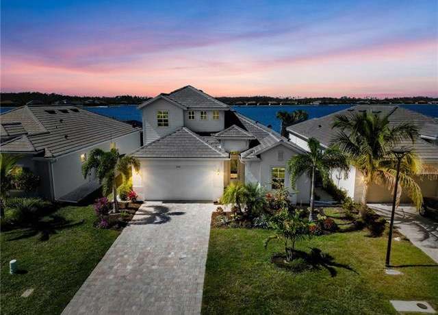 Property at 13580 Blue Bay Cir, Fort Myers, FL 33913, 4 beds, 4 baths