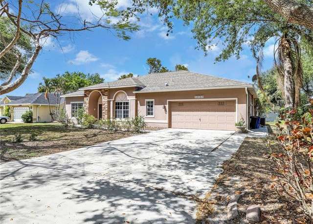 Property at 13701 Willow Bridge Dr, North Fort Myers, FL 33903, 3 beds, 2 baths